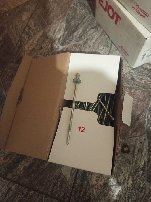 Śruby konstrukcyjne do drewna i metalu