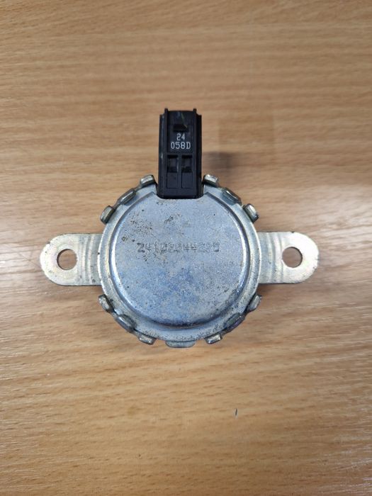 Клапан фазорегулятора Subaru 10921AA230 10921AA220 10921AA231