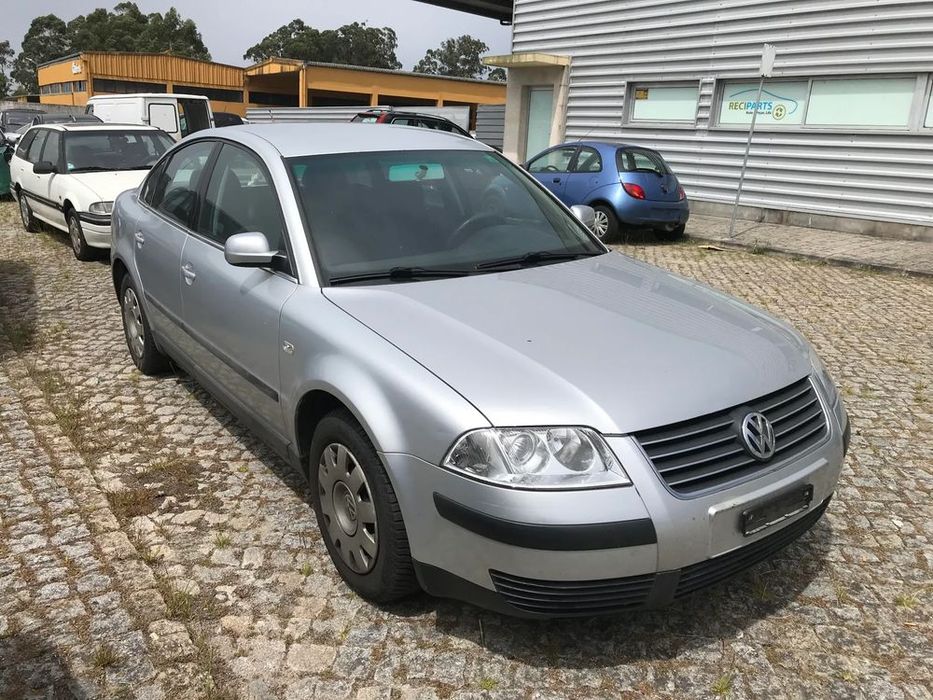 Volkswagen Passat 2.0cc 4Motion 2001 - Para Peças