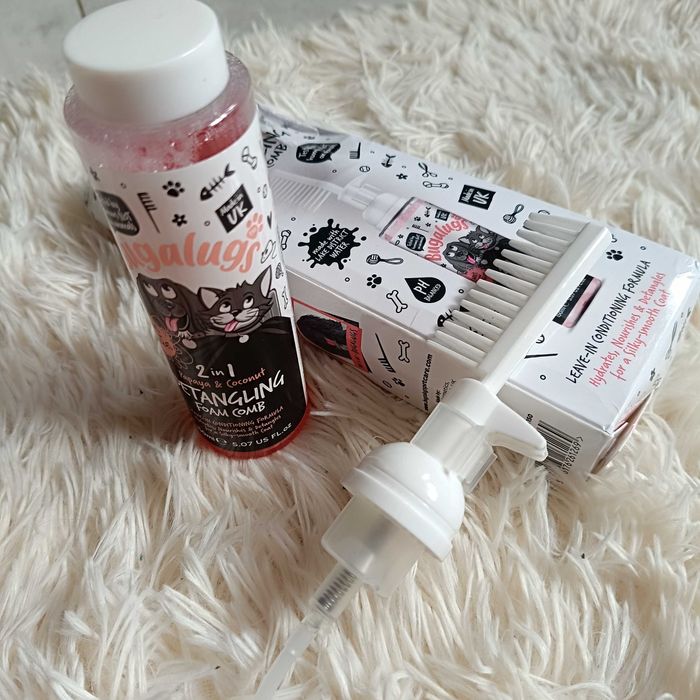 Odżywka dla piesków i kotów