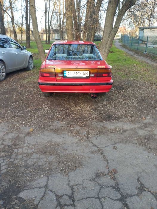 Мазда Купе 626 2.0 бензин 1990