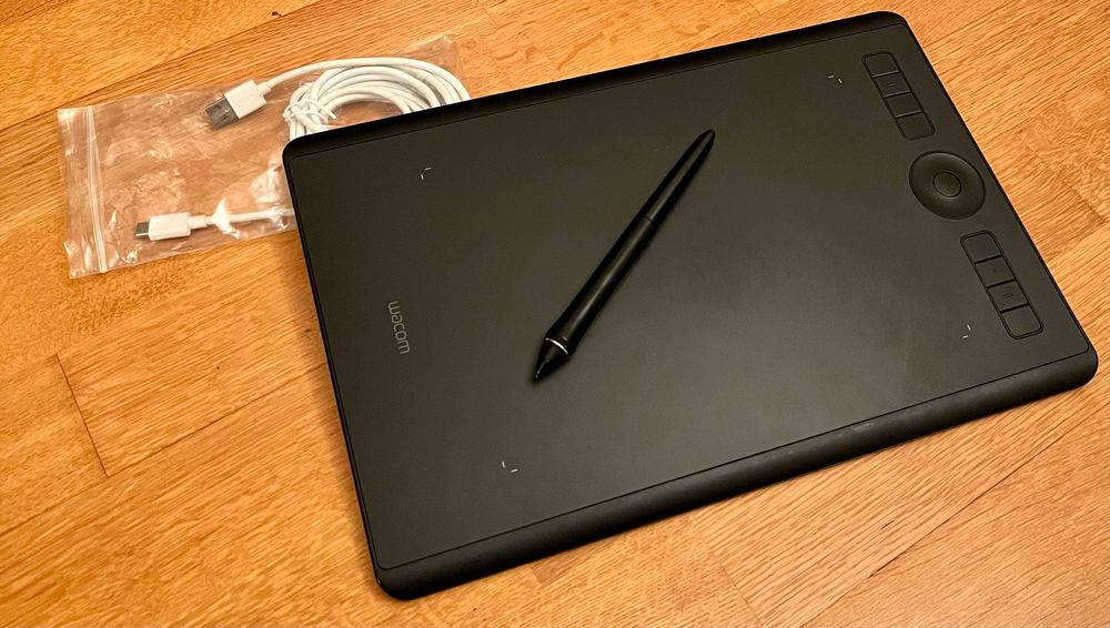 Wacom Intuos Pro64297959637378120