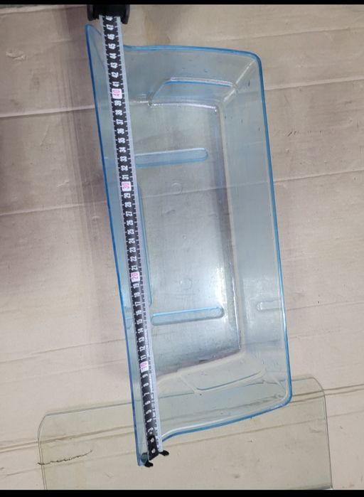 Холодильник Elenberg на разборці.