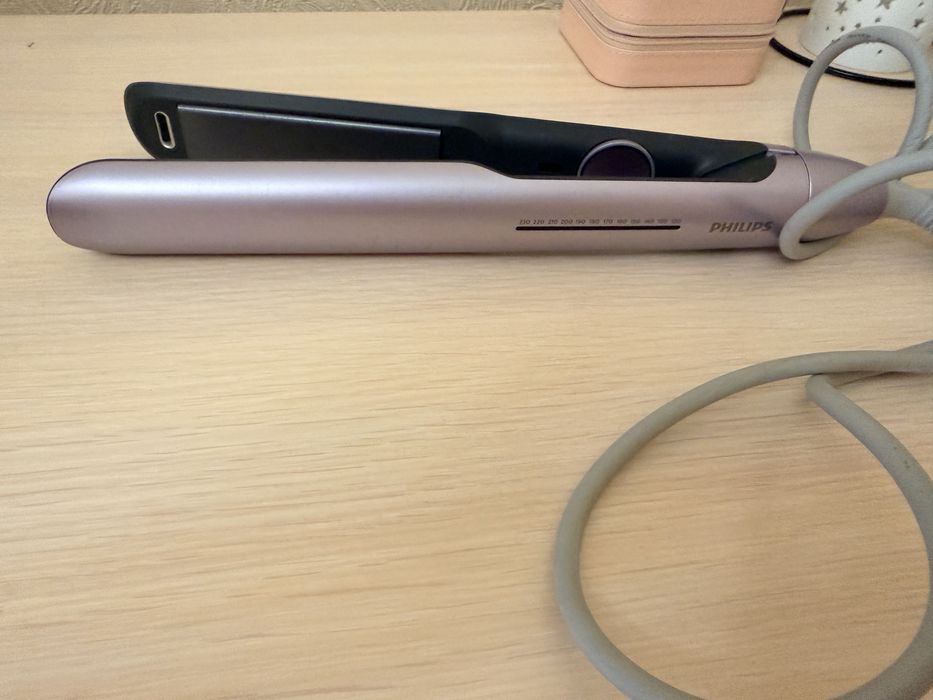 Philips випрамляч