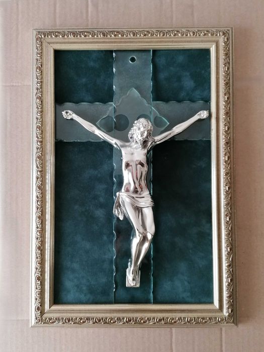 Crucifixo de parede antigo (década de 80)