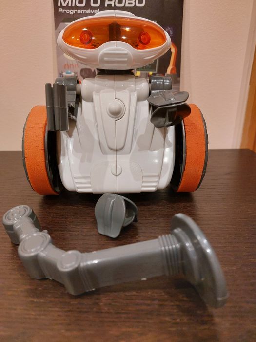 Jogo Robô Mio da Clementoni