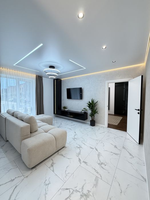 Продаж красивоі великоі 1 кім квартири 58 кв м з діоянкою та терасою