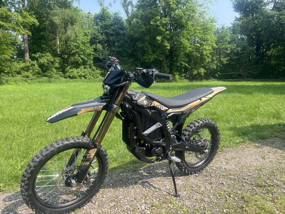 Surron Ultra bee 2025 Supermoto