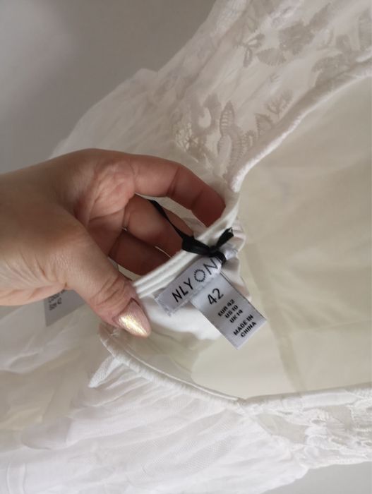 Biała tiulowa koronkowa sukienka mini 42 xl asos luxe