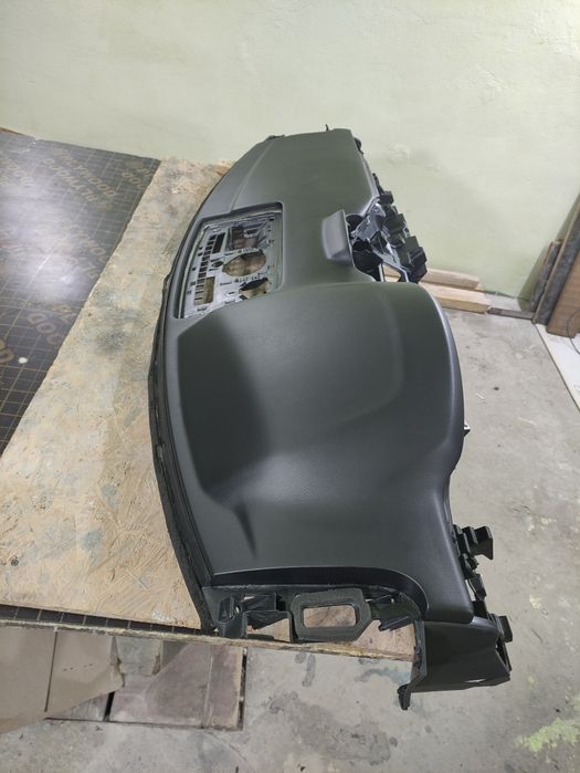 Торпедо консоль/панель Airbag/SRS/Mazda cx5.