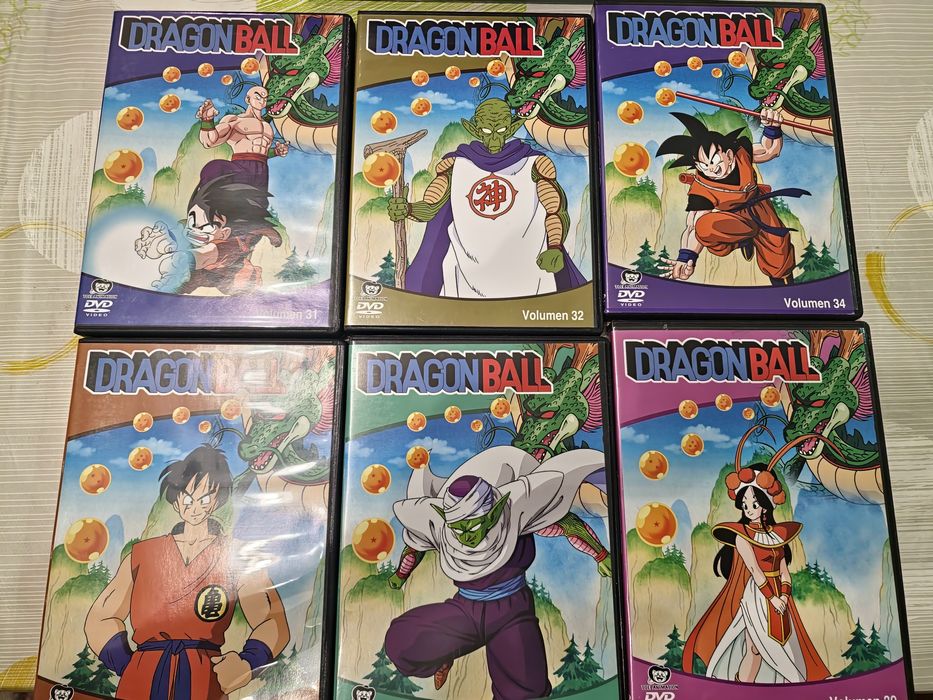 Serie Dragon Ball lote de 13 dvds da série original.