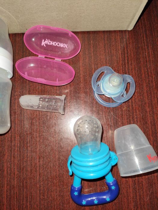 Продам бутылочки Avent,ниблер,соска,зубная щётка