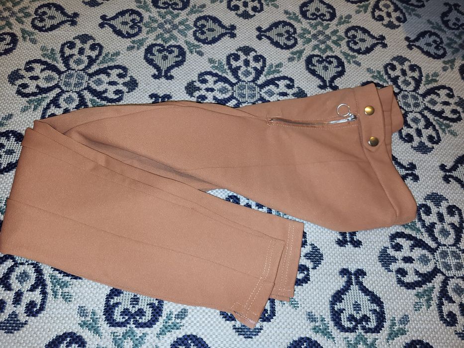 Legginsy cropp 34