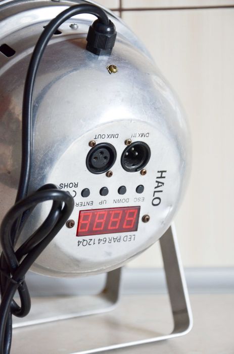 Светодиодный прожектор HALO LED PAR64 12Q4