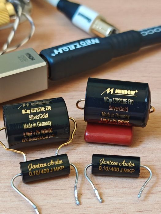 Mundorf Mcap Supreme Evo Silver Gold конденсатор