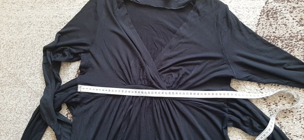 Czarna sukienka 44/46