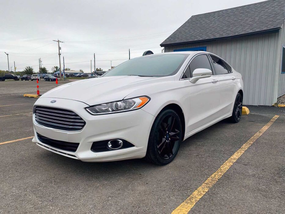 Ford Fusion Titanium      2016