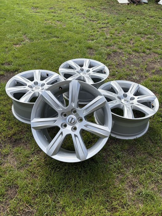 Felgi 17’ Volvo V90,V70,V60 5x108 jak nowe