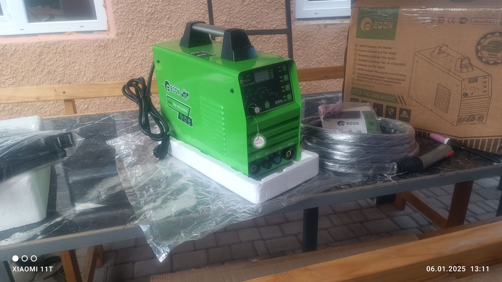 Аргонодуговий зварювальний апарат Edon Eco Pulsetig-200 AC/DC