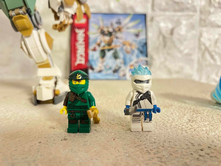 O robô titã de Lloyd (lego ninjago 70676)