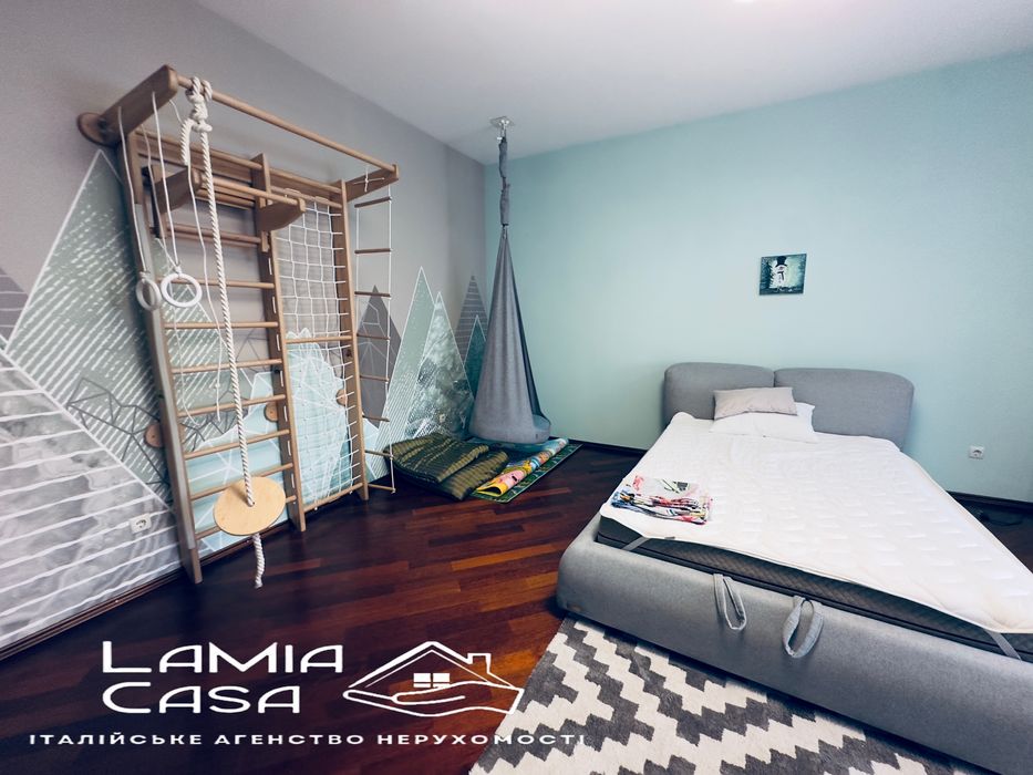 VIP будинок біля парку , в топовій локаціі