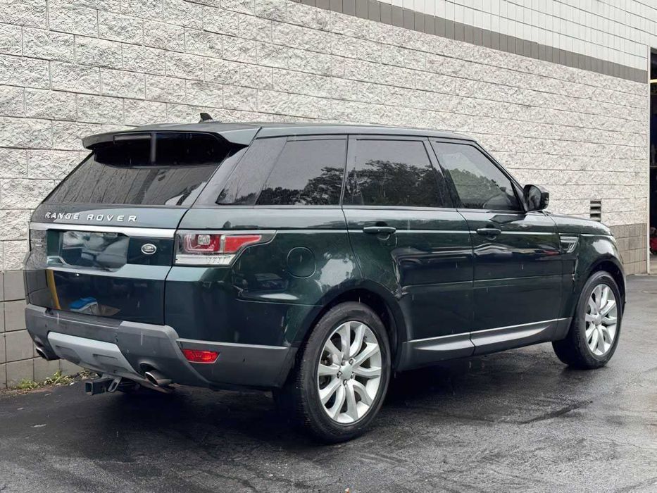 Land Rover Range Rover Sport HSE      2016