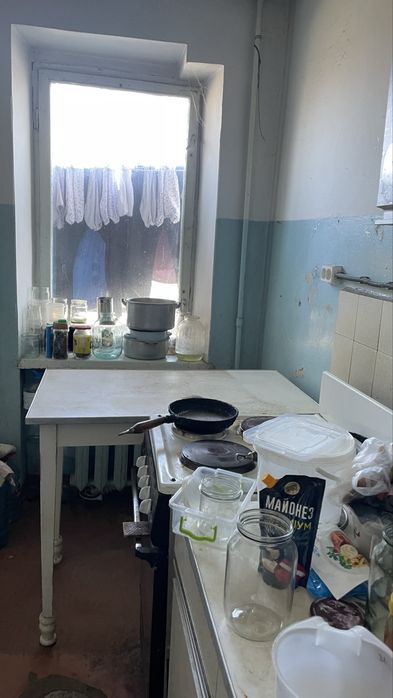 Кімната 12м.на Петрівці