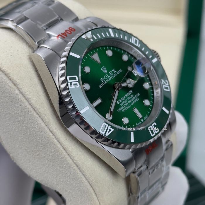 Часы Rolex Submariner  Hulk Ролекс Субмаринер