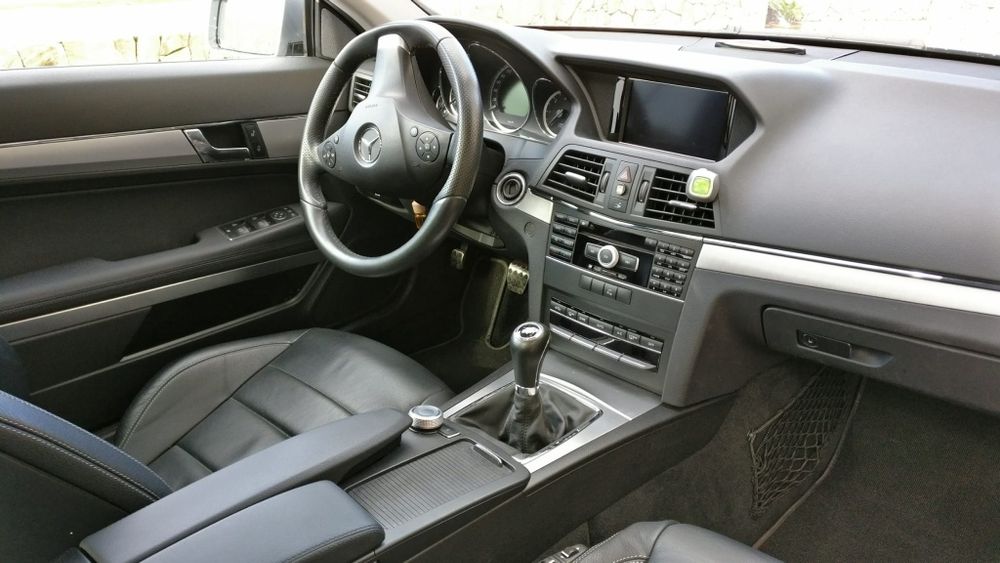 Vendo Mercedes E250 Coupé