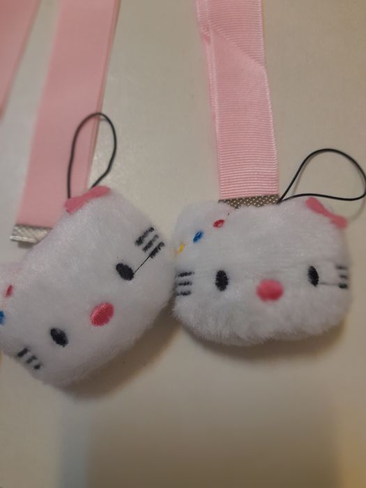 Porta chaves e fitas para o pescoço Hello kitty