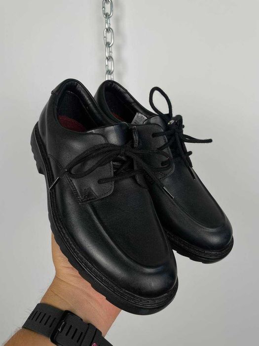 Clarks жіночі шкіряні туфлі , черевики 37