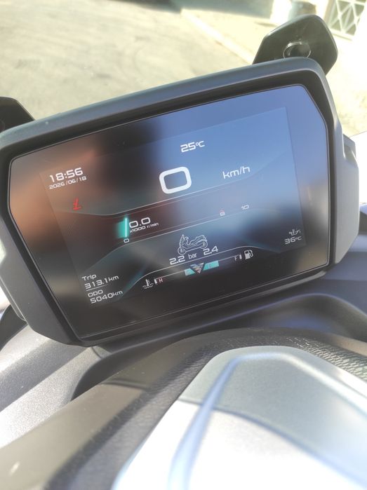 Maxi scooter VOGE sr4 max