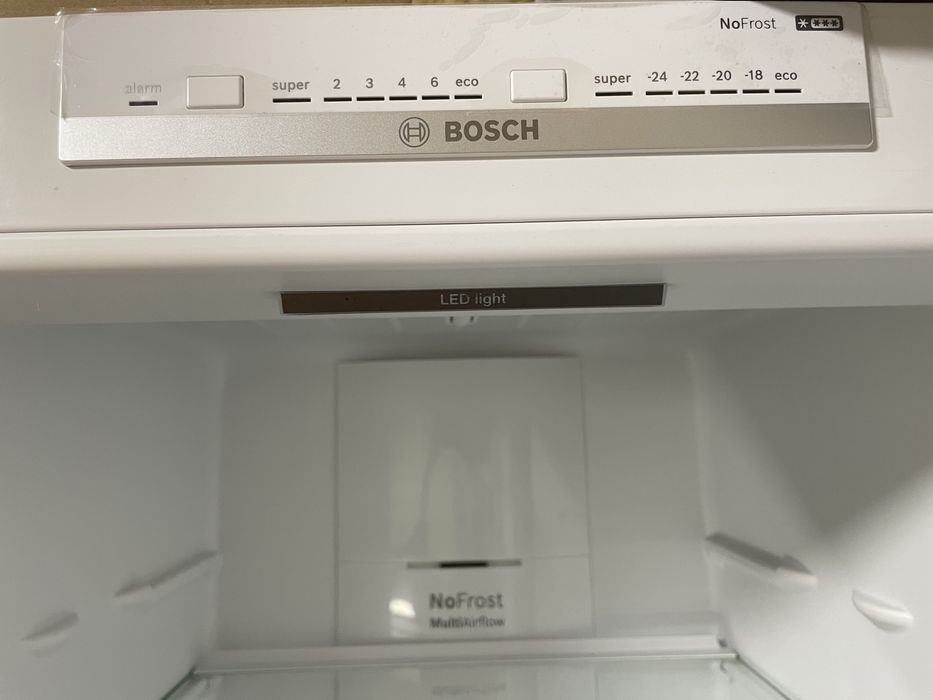 Холодильник Bosch KGN39VI306 робочий