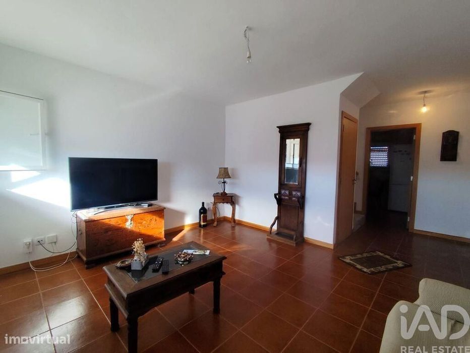 Duplex T2 em Nossa Senhora da Conceição e São Bartolomeu de 84 m2