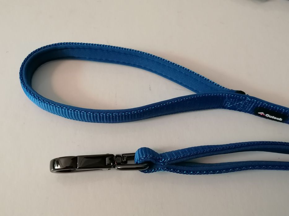 Trela ​​curta (120 cm) da Outech, para cachorro 

Esta coleira para ca