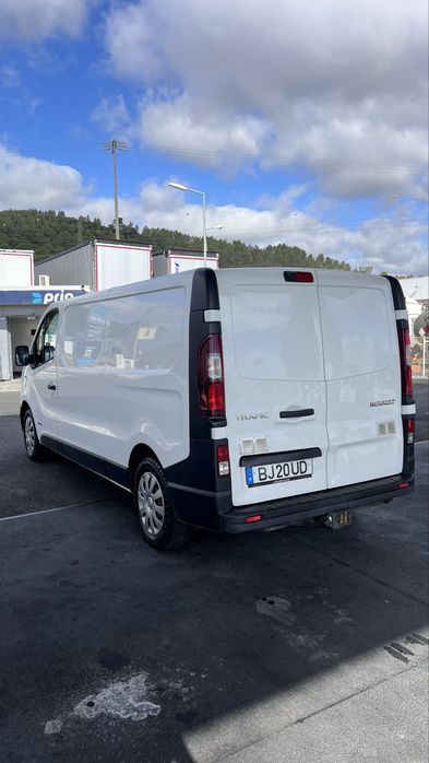 RENAULT TRAFIC 1.6DCI 120cv 2017 (Reboque Insdustrial)