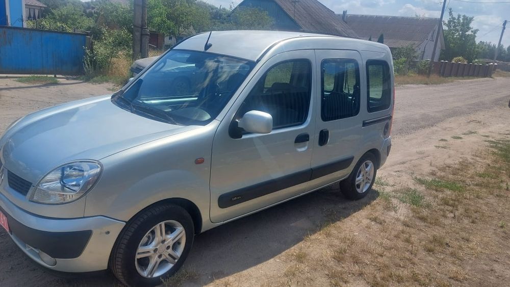 Продам    свіжо пригнаний Renault Kangoo