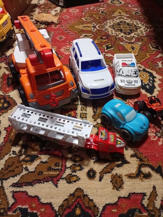 Іграшки для хлопчиків.