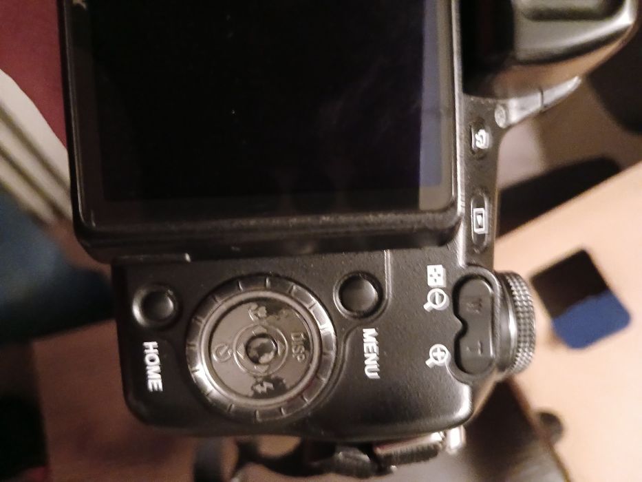 Цифровий фотоапарат Sony DSC- H50 з оригінальною сумкою Lowerpro