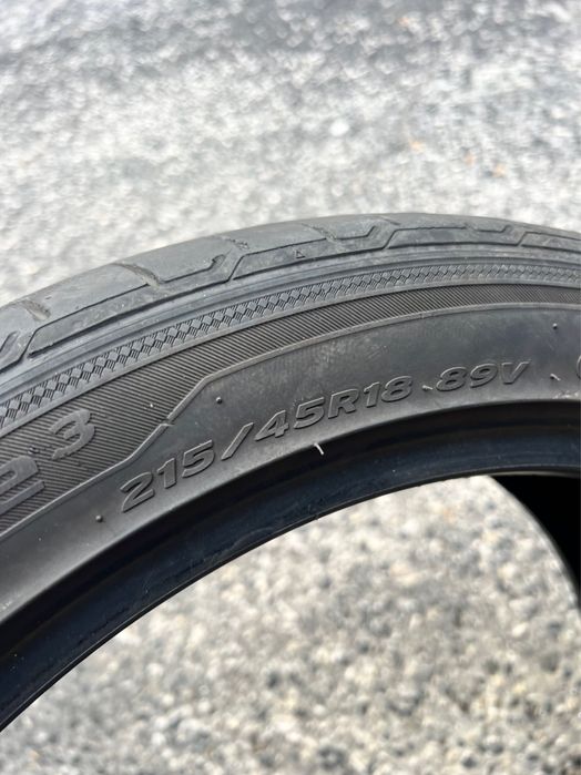 215/45/18 Hankook 2 pneus