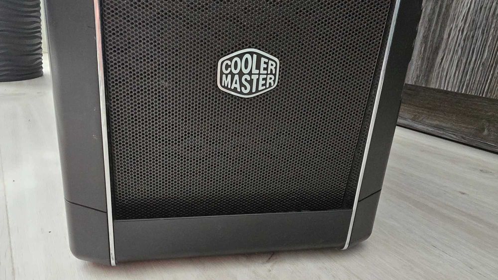 Корпус ПК Cooler Master ATX