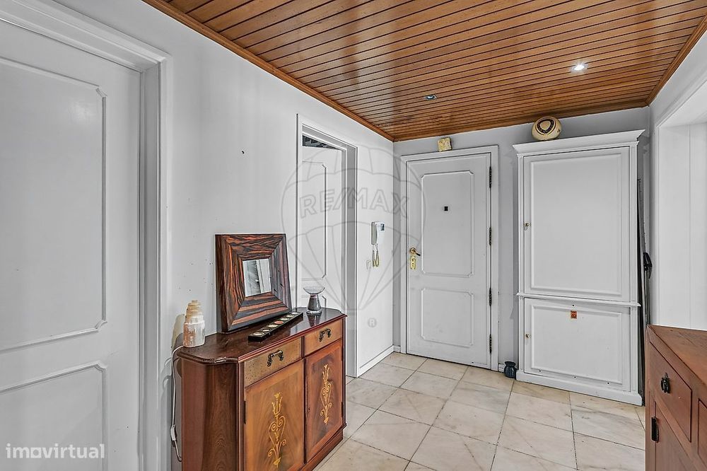 Apartamento T4 para venda