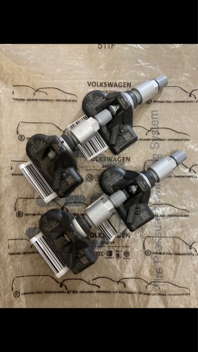 Датчики давление шин VW VAG Фольцваген 5Q0907275B  5Q0907275F
