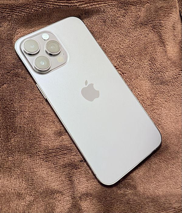 Iphone 14 pro max como NOVO