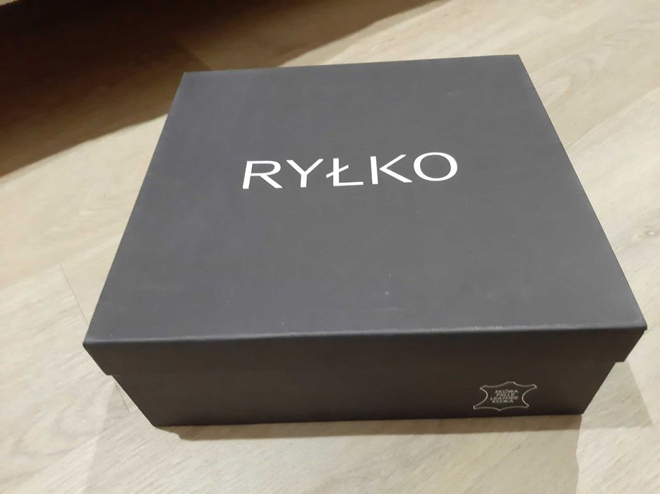 Kozaki zamszowe Ryłko rozm. 38