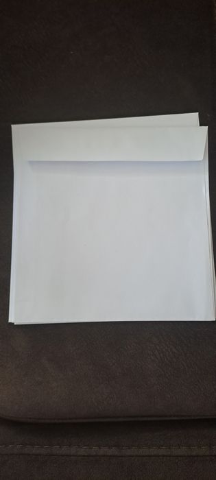 Zaproszenia na 18 urodziny różowe
