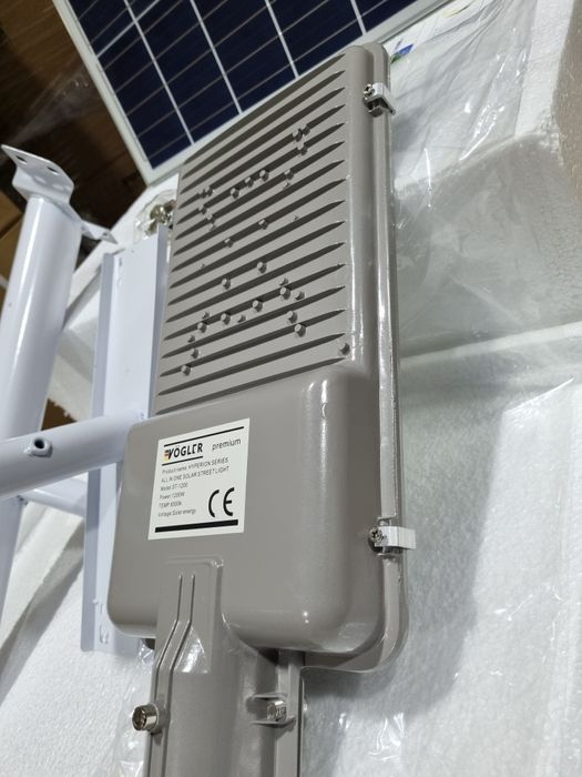 Lampa Solar Uliczna VÖGLER GmBh wersja PREMIUM 1200W