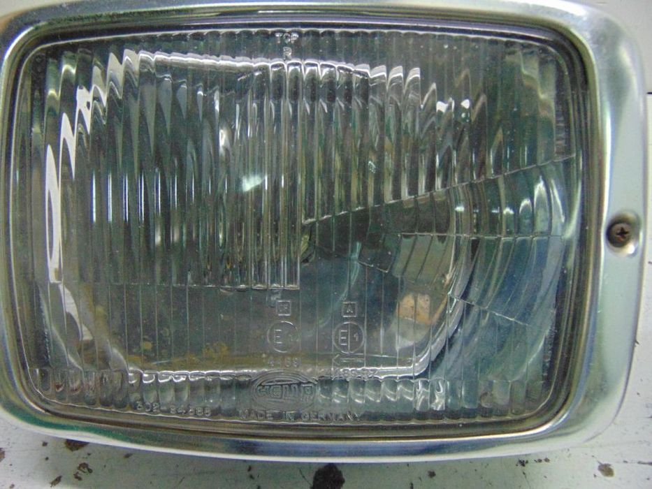Mercedes O309/508 faróis