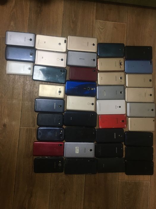 Смартфоны на запчасти