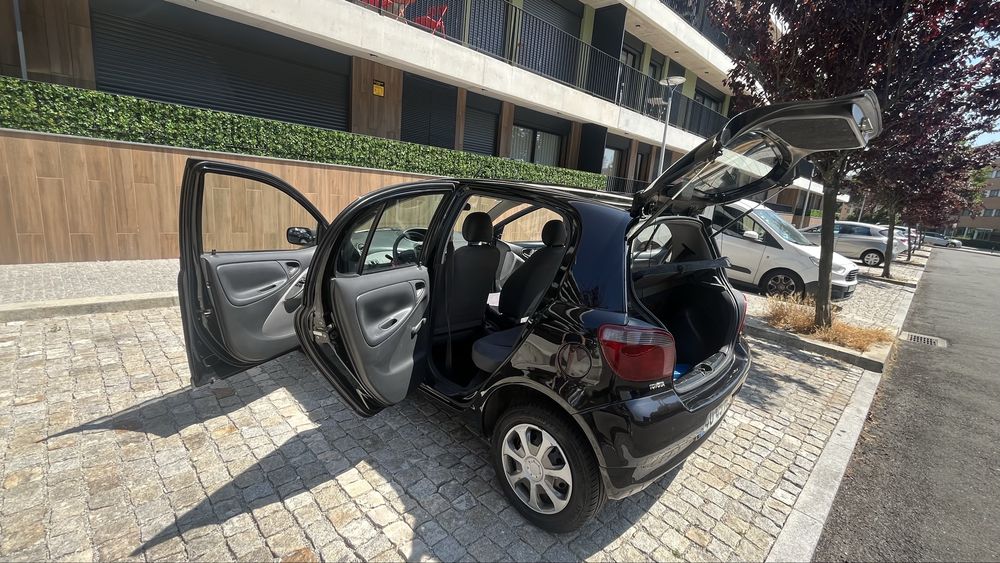 Toyota Yaris — fotografia 6